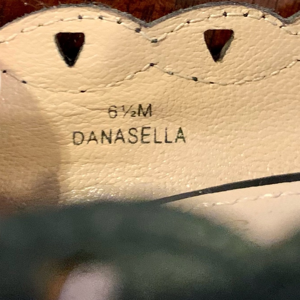 BNIB Joan & David Black Danasella Heels, 6.5 - Picture 5 of 11